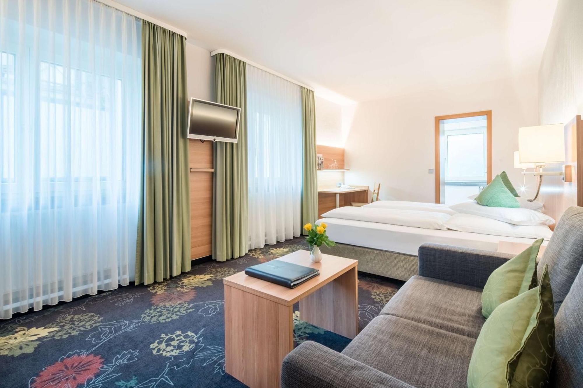 Best Western Blankenburg Hotel Coburg Ngoại thất bức ảnh