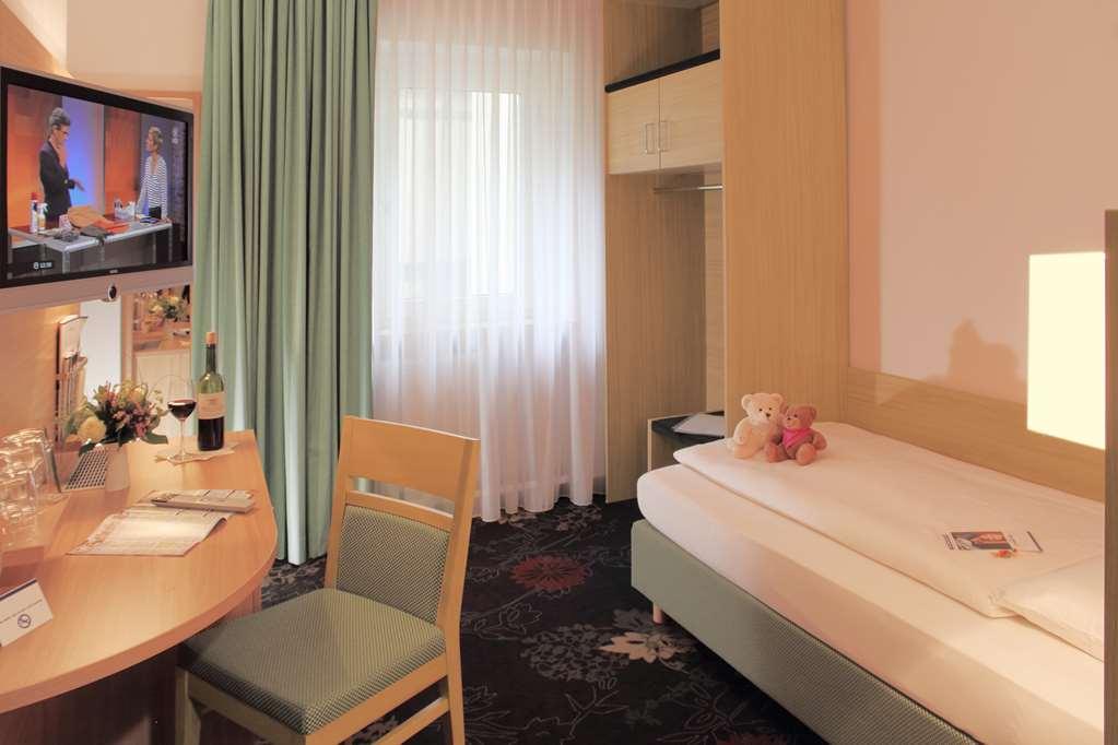 Best Western Blankenburg Hotel Coburg Phòng bức ảnh