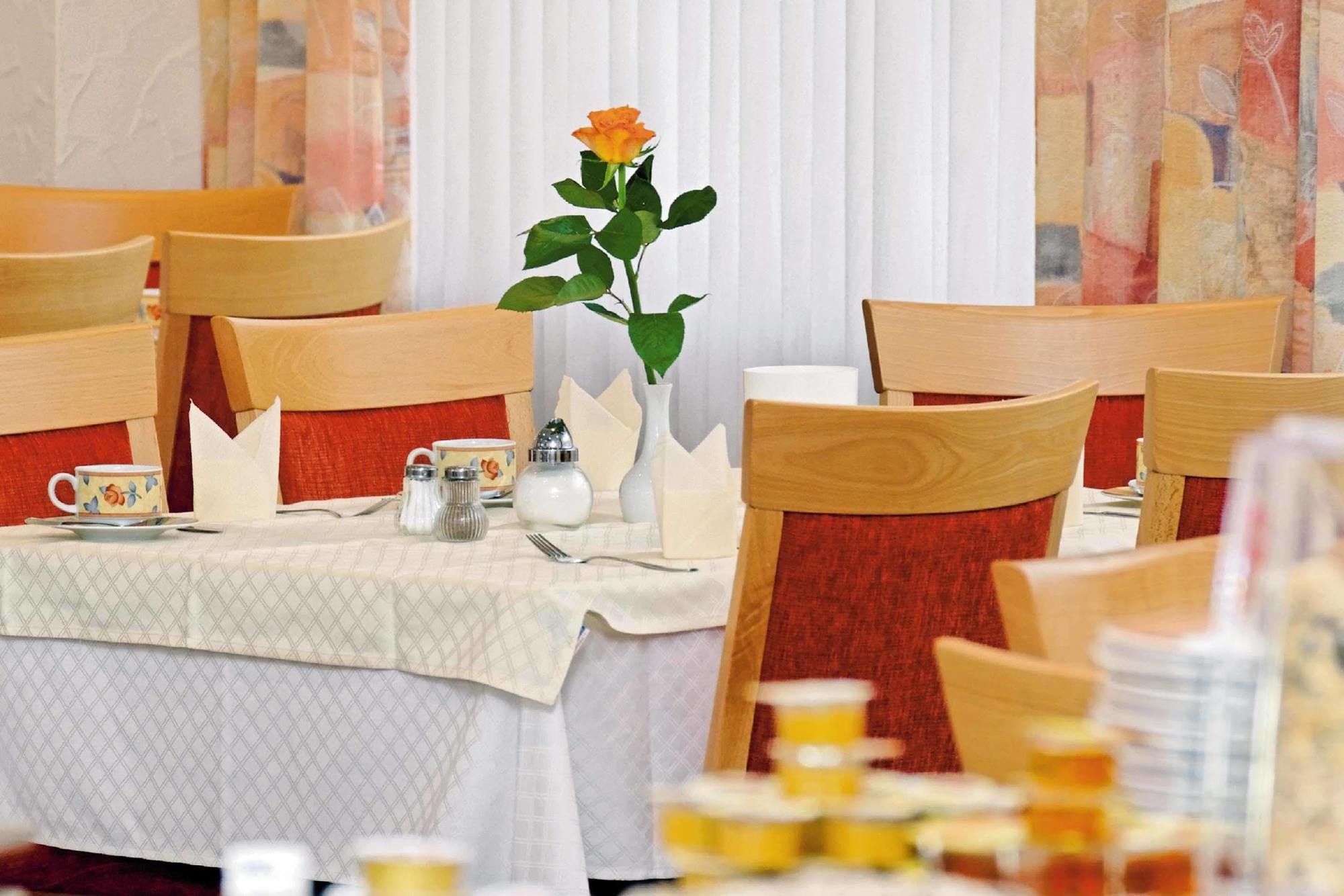 Best Western Blankenburg Hotel Coburg Ngoại thất bức ảnh