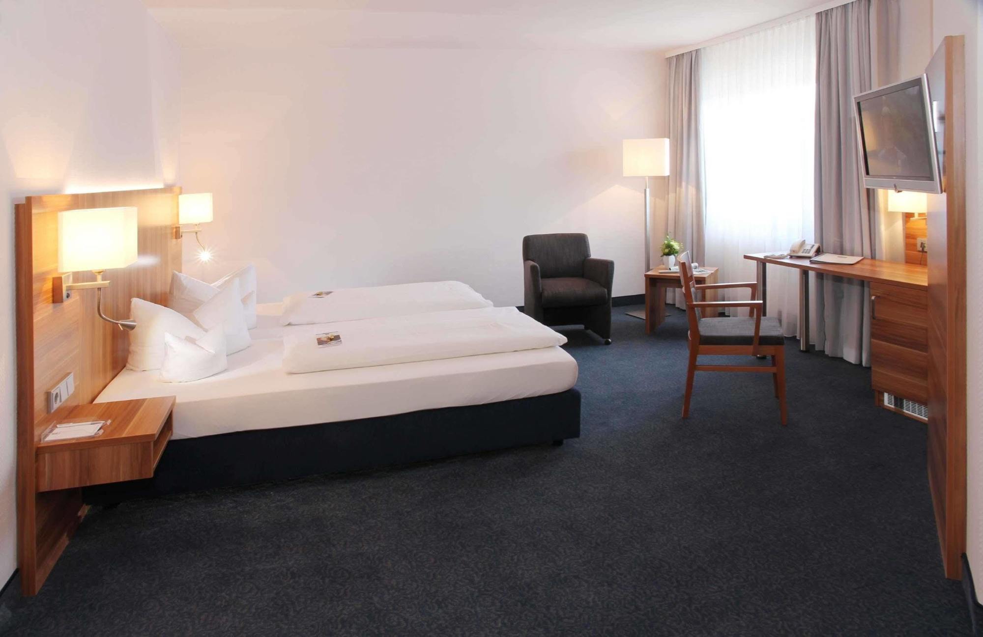 Best Western Blankenburg Hotel Coburg Ngoại thất bức ảnh