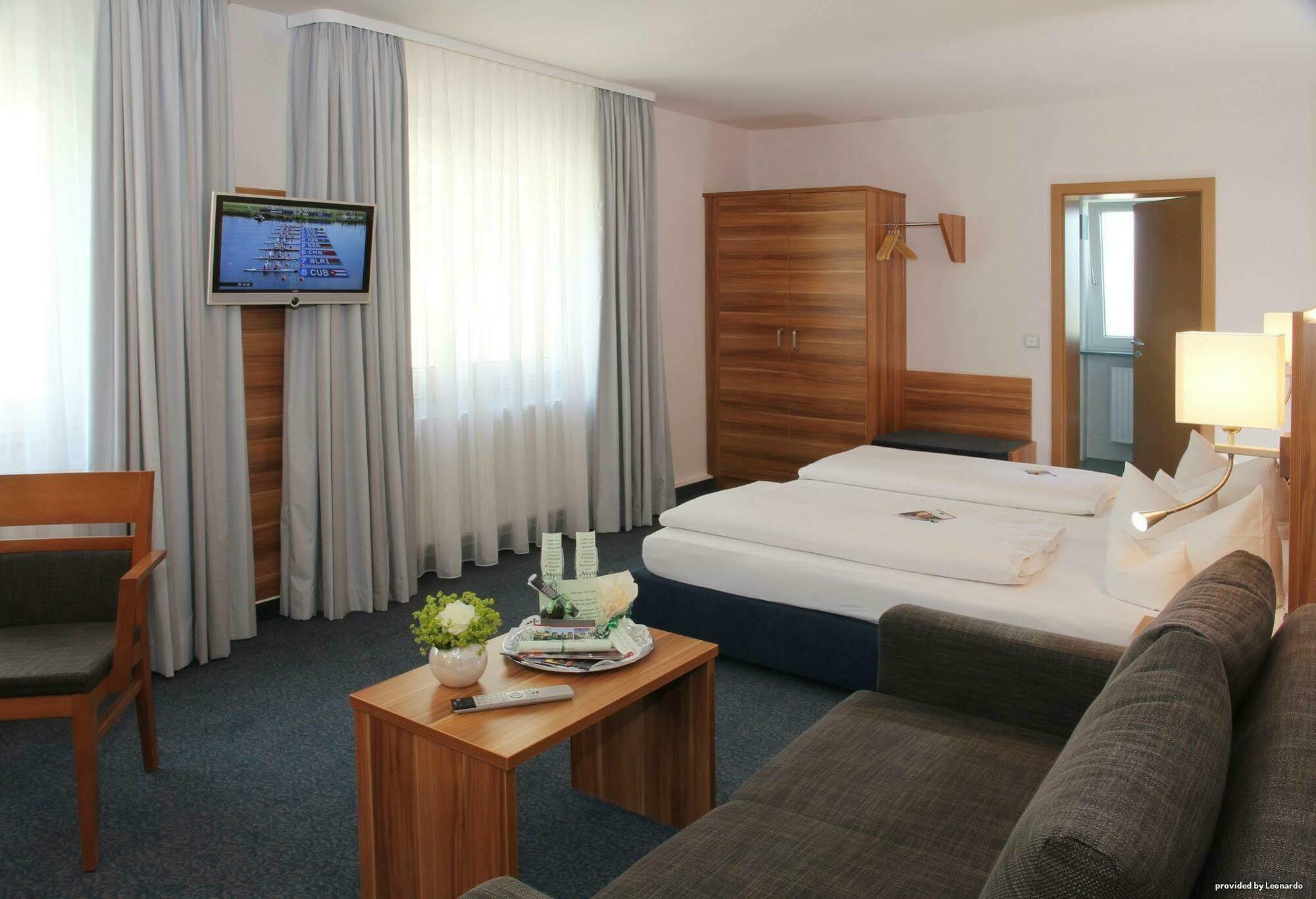 Best Western Blankenburg Hotel Coburg Phòng bức ảnh